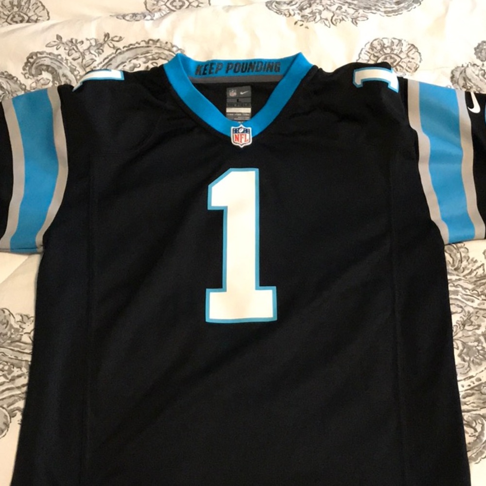 Cam   Newton Panthers jersey.. like new